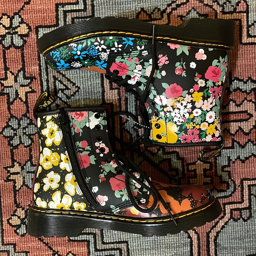 NWOT Kids Floral Doc Martens